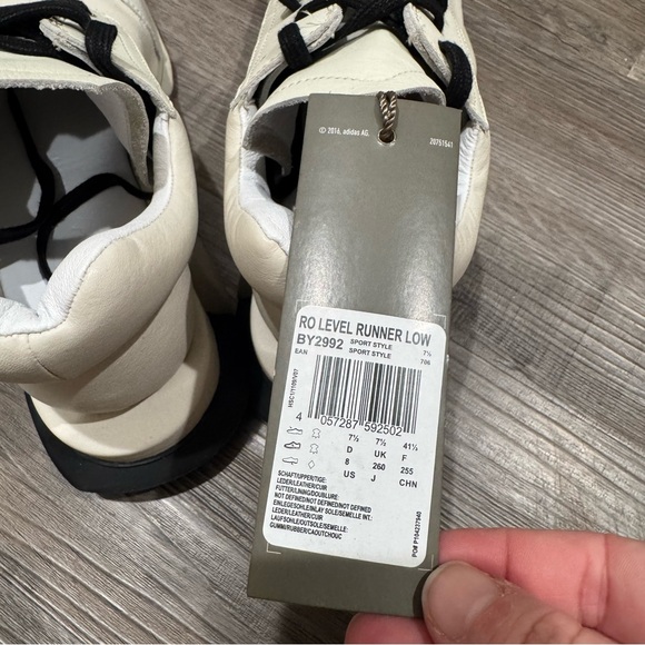Rick Owens X Adidas Level Runner Low Sneaker in Milk - Picture 5 of 16